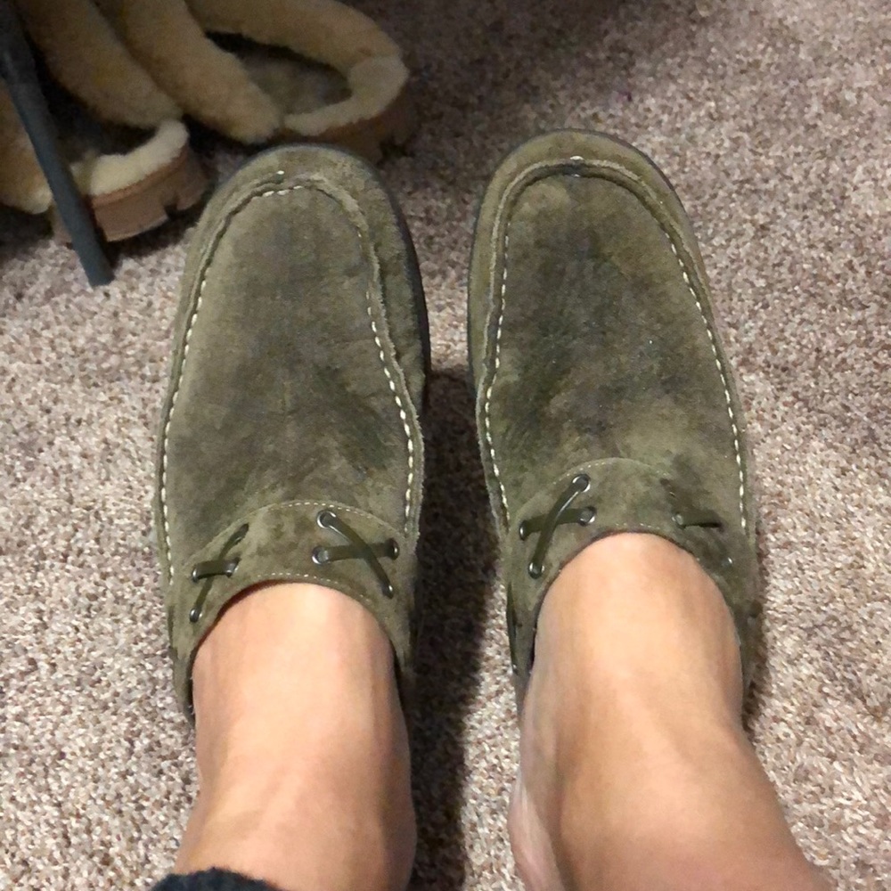 Aerosoles green suede mules size 9
